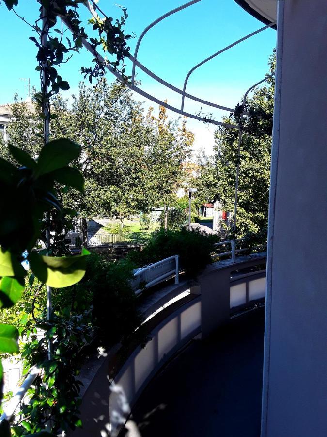 B&B Romeo Сантарканджело-ди-Романья Экстерьер фото