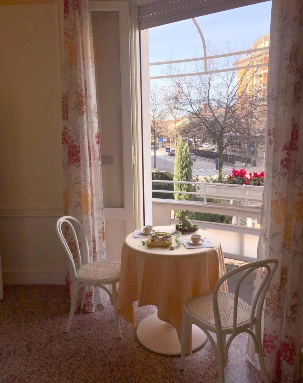 B&B Romeo Сантарканджело-ди-Романья Экстерьер фото
