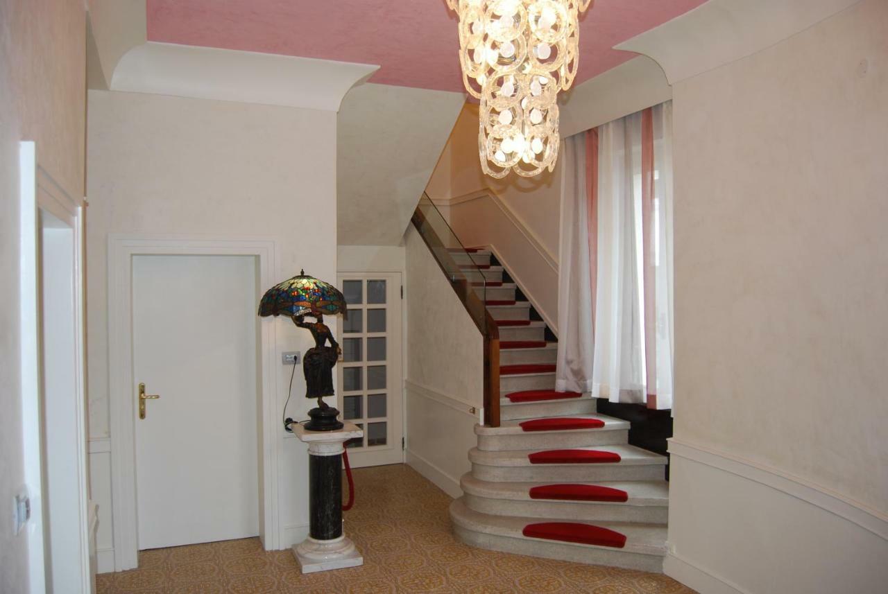 B&B Romeo Сантарканджело-ди-Романья Экстерьер фото